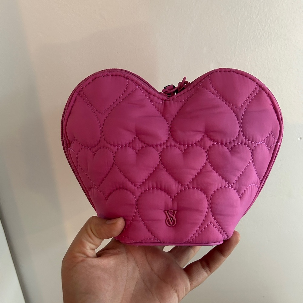 Pink Quilted Heart-Shaped Women's Bag Victorias Secret
Brand New Cosmetic Bag